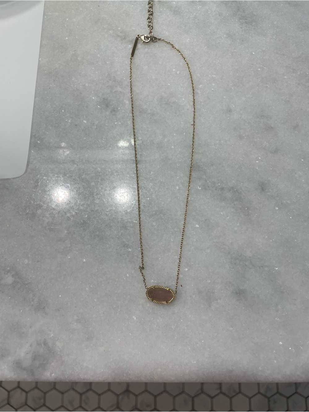 Kendra Scott Gold Chain Necklace with Rose Quartz Pendant